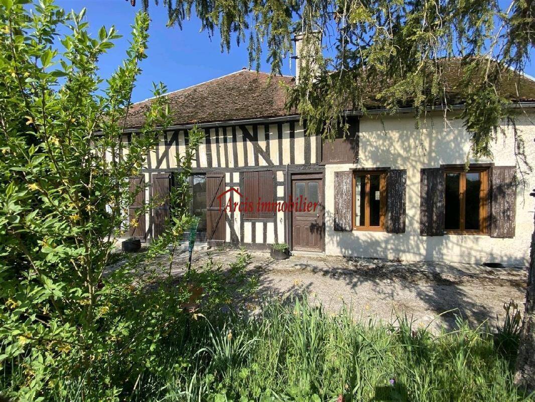 Maison à ARCIS-SUR-AUBE