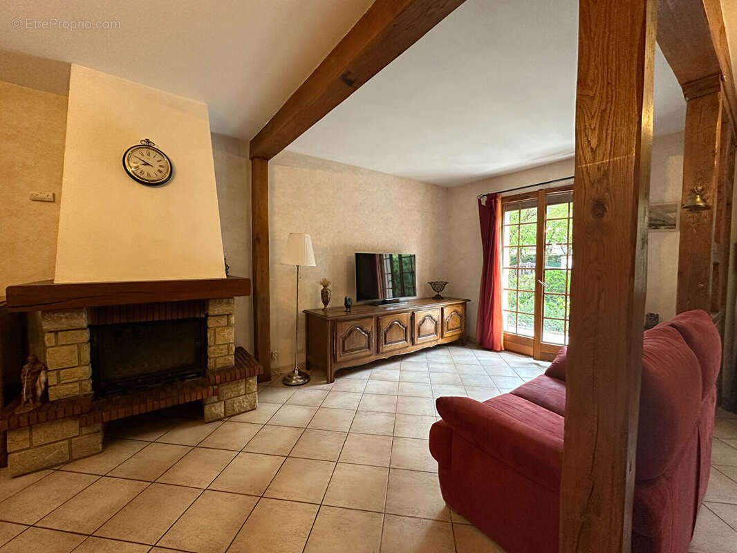 Maison à MILLY-LA-FORET