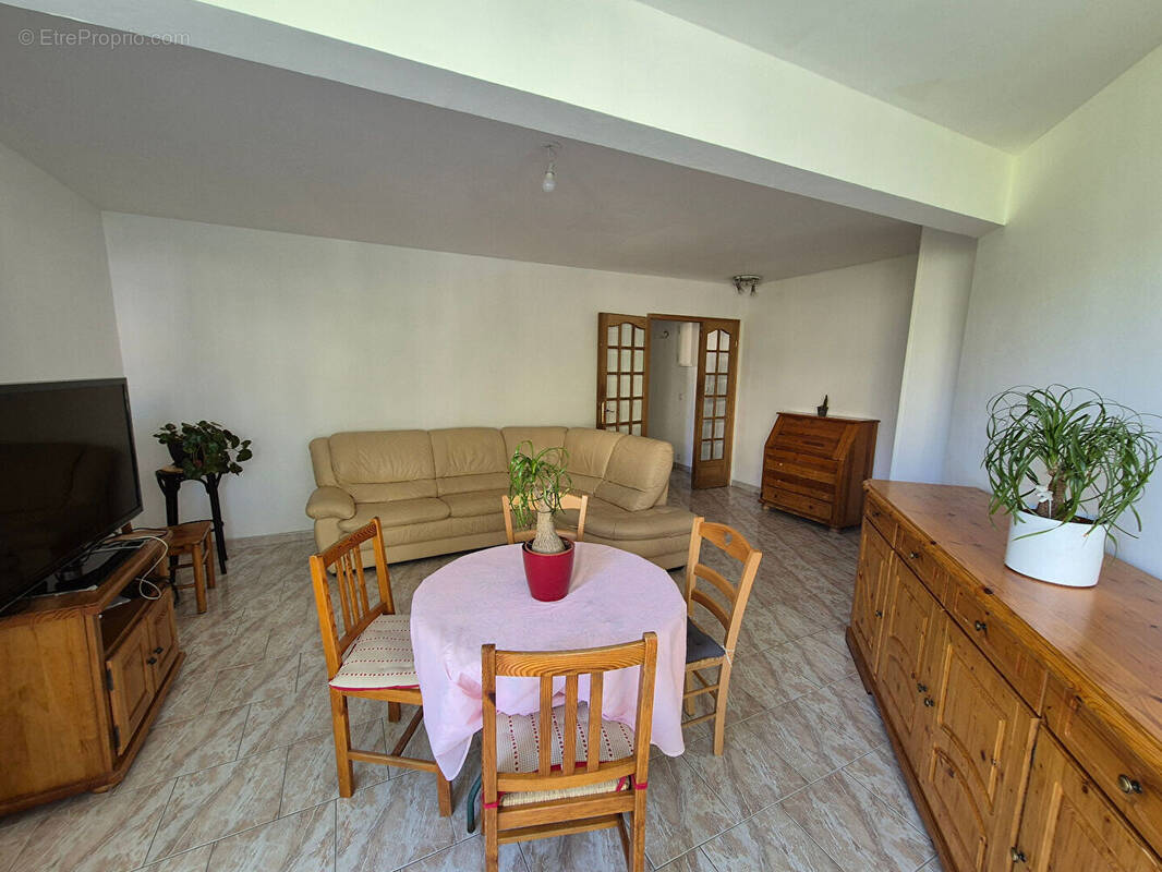 Appartement à ROSNY-SOUS-BOIS