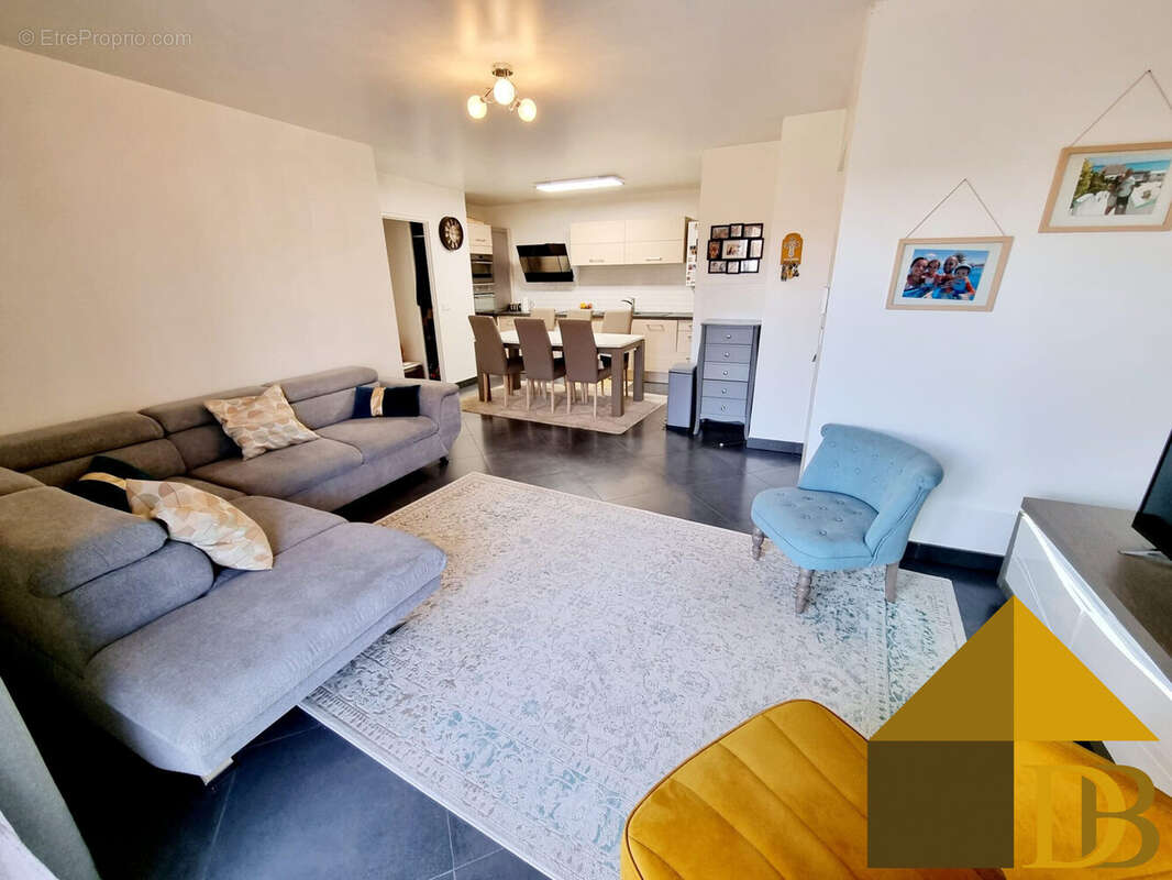 Appartement à MAISONS-ALFORT