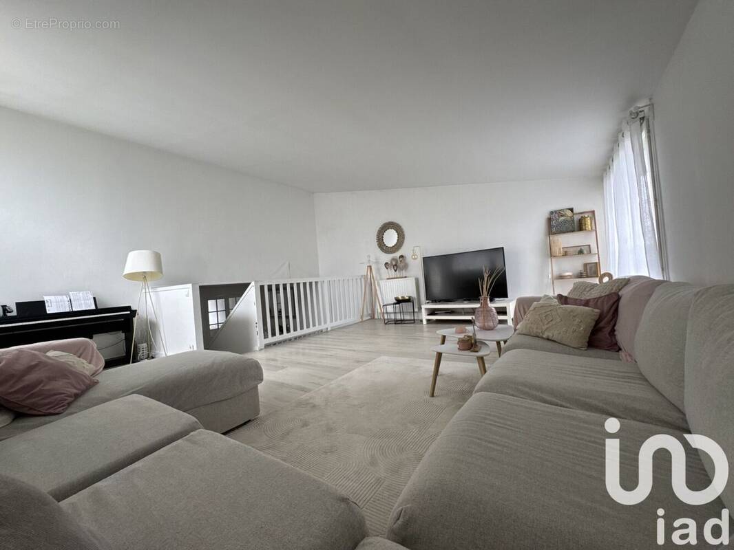 Photo 1 - Appartement à LES ULIS