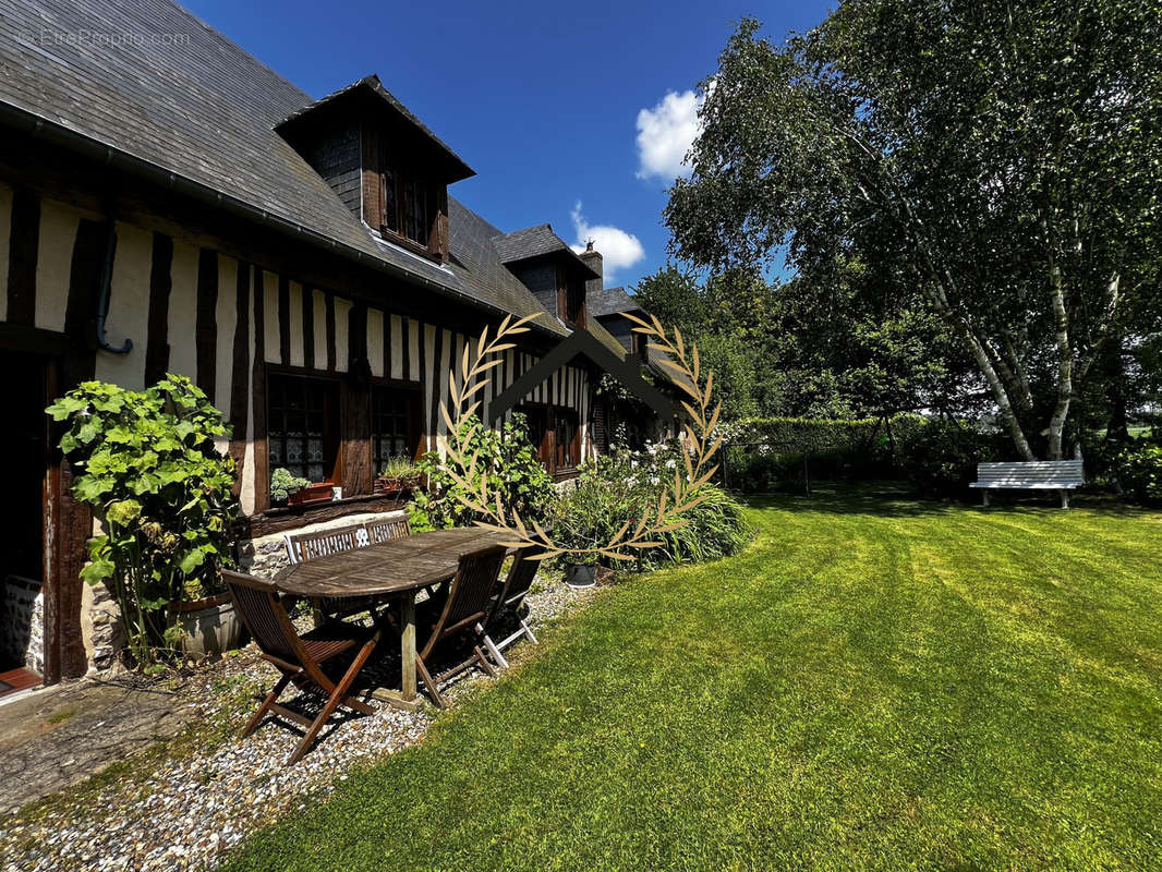 Maison à ANGERVILLE-L&#039;ORCHER