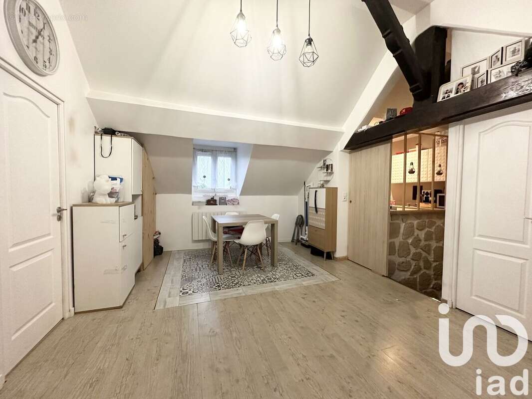 Photo 7 - Appartement à LA QUEUE-EN-BRIE