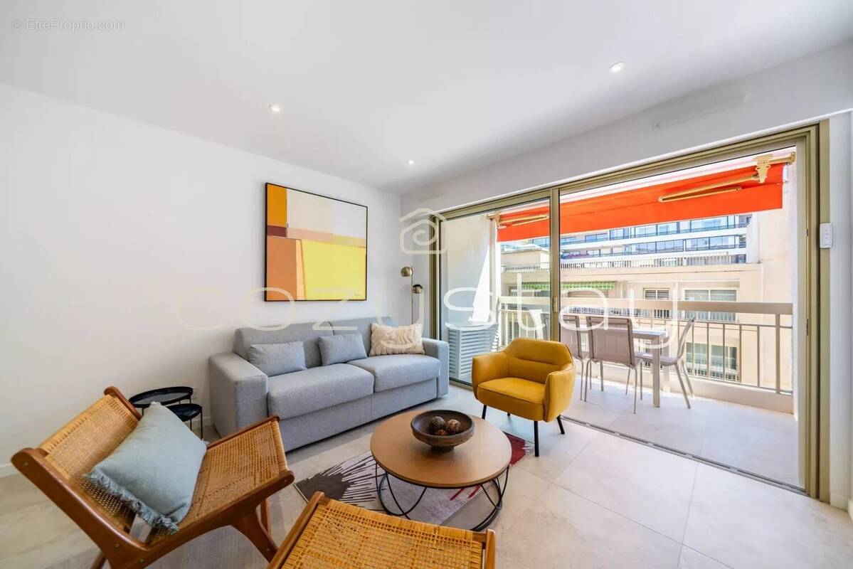 Appartement à CANNES
