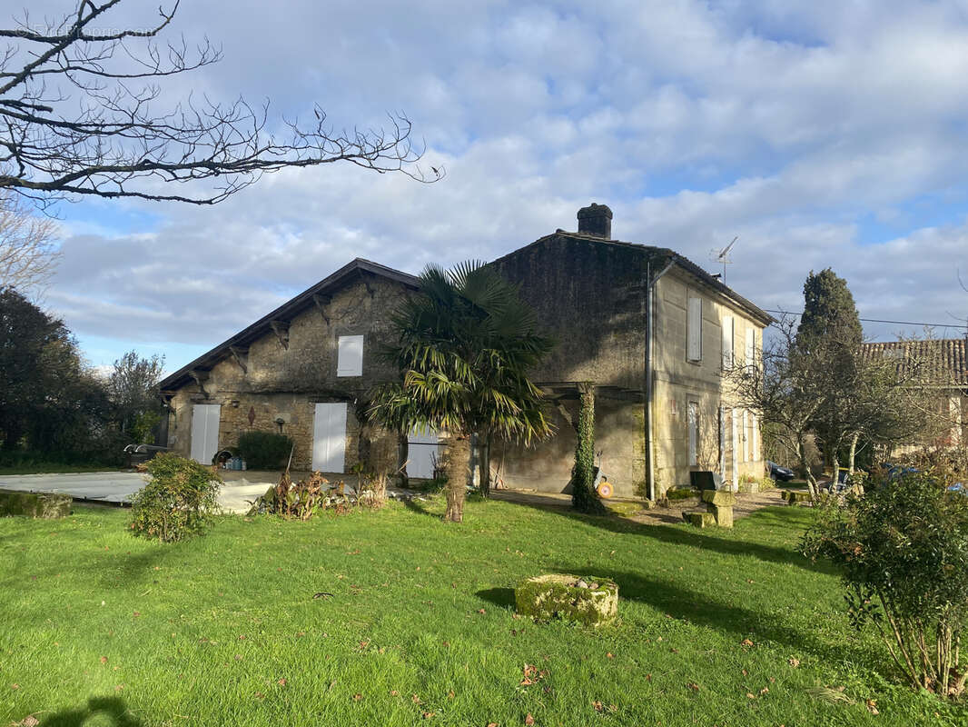 Maison à PERISSAC