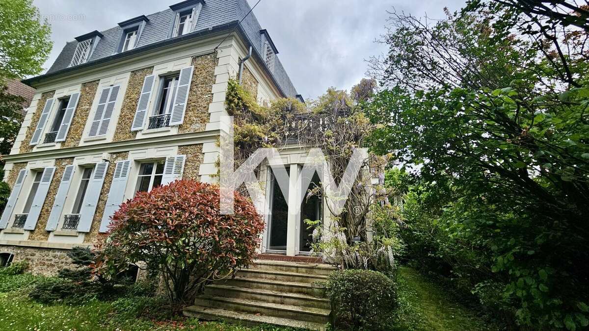 Maison à VERSAILLES