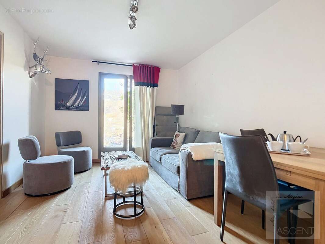 Appartement à DEMI-QUARTIER