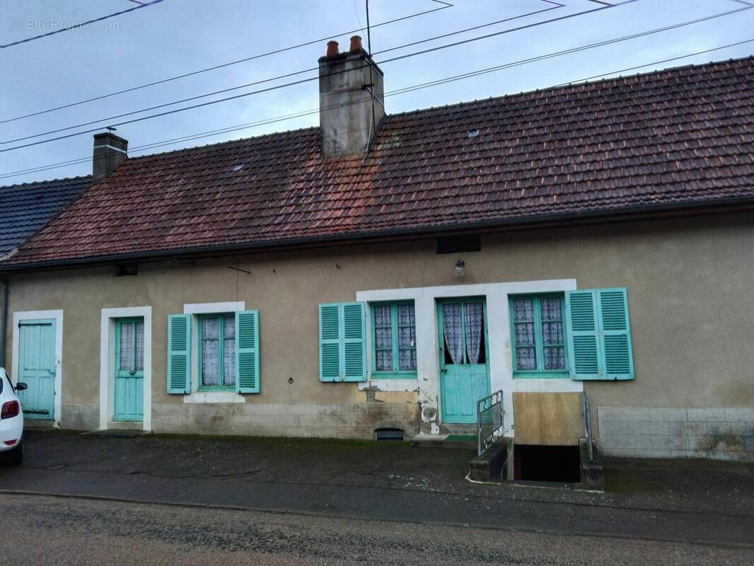 Photo 1 - Maison à AUTUN
