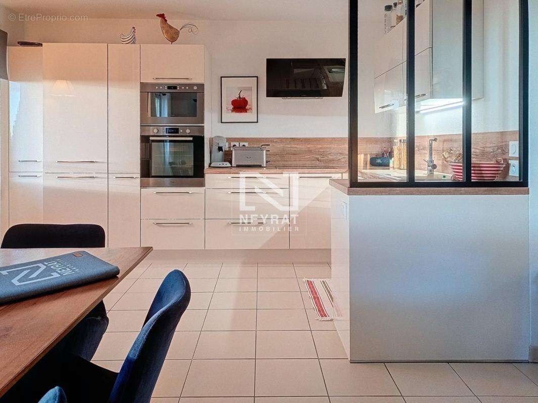 Appartement à FAYENCE