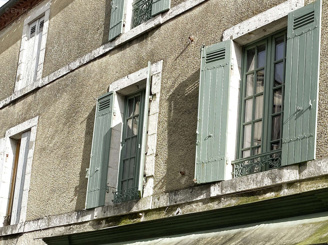 Appartement à ISSIGEAC