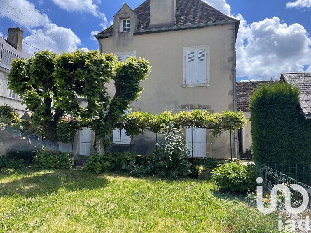 Photo 1 - Maison à BUZANCAIS