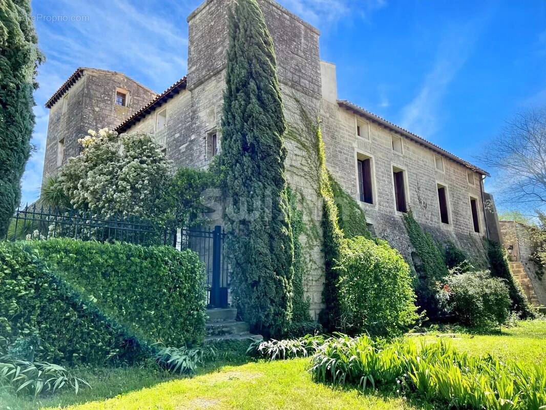 Maison à SAINT-JEAN-DE-VEDAS