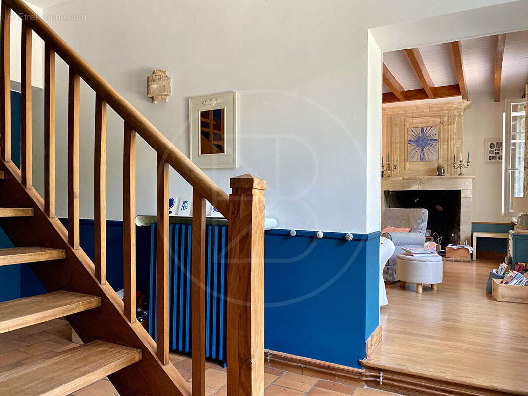 Maison à FRONSAC
