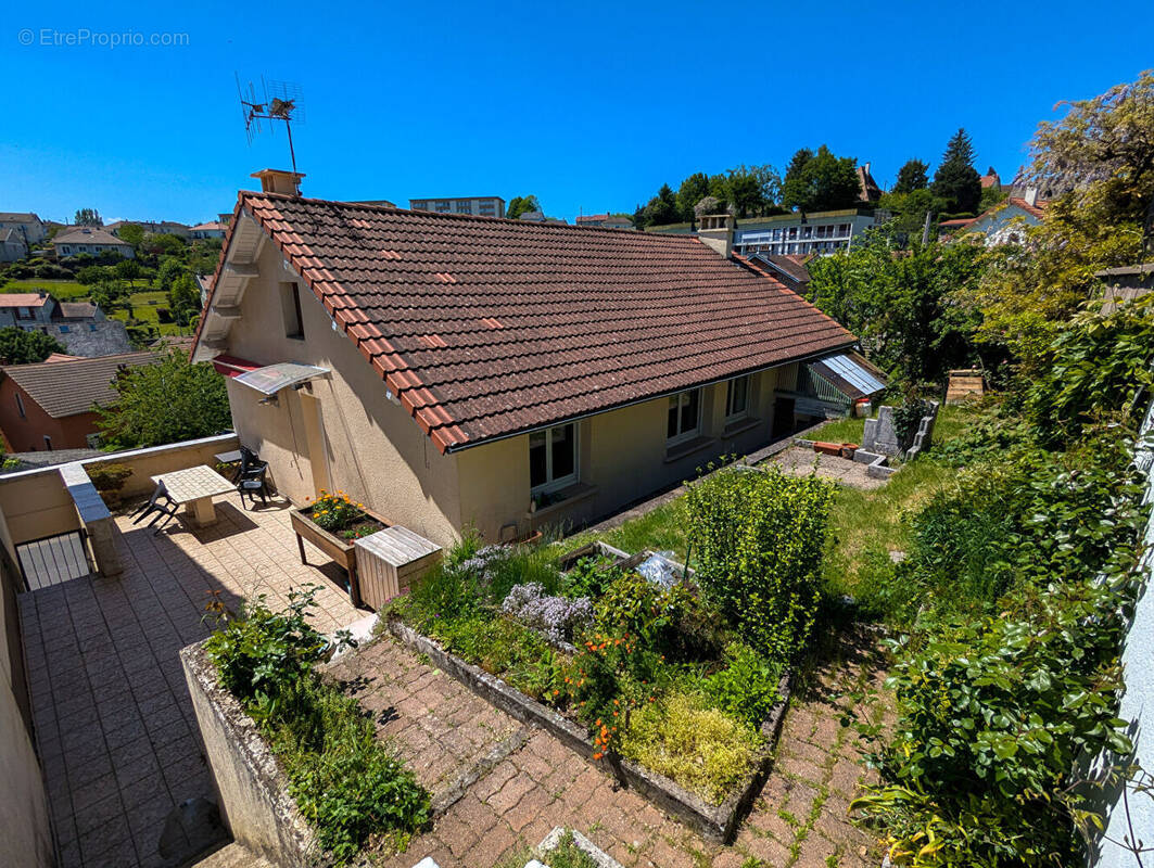 Maison à AURILLAC
