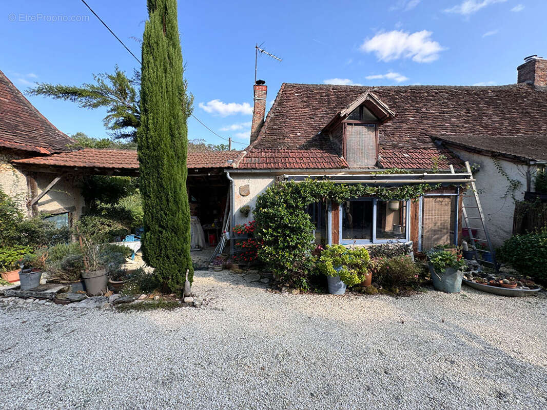 Maison à FOSSEMAGNE