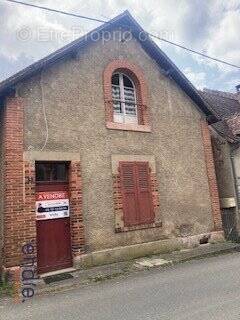 Maison à HERISSON