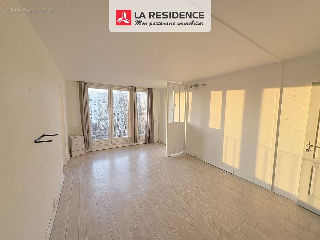 Appartement à EPINAY-SUR-SEINE