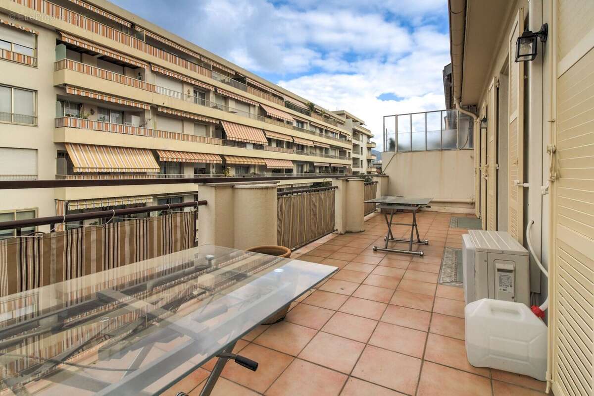 Appartement à NICE