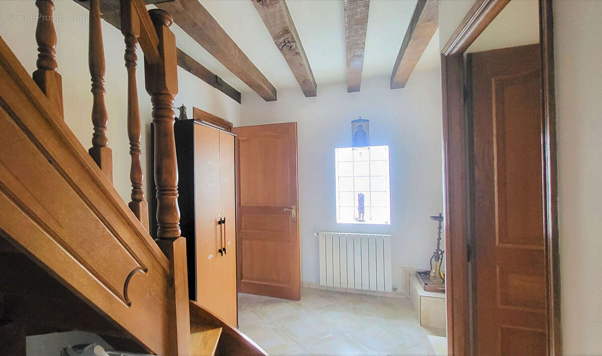 Maison à FONTAINE-LE-PORT