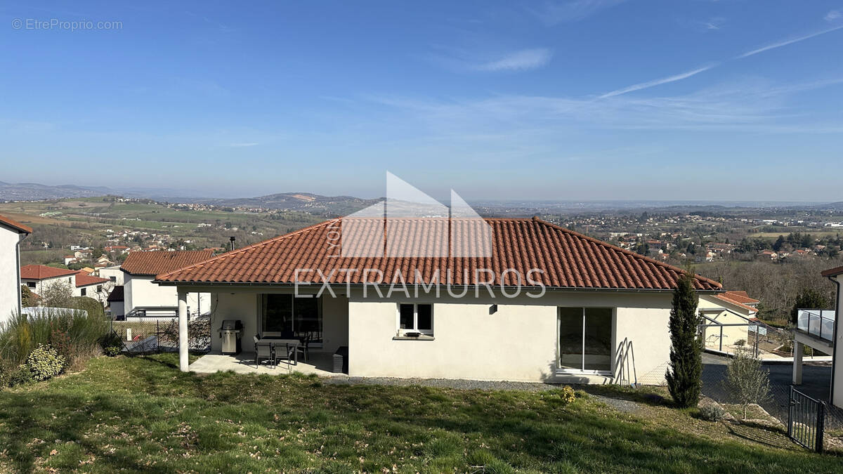 Maison à LENTILLY