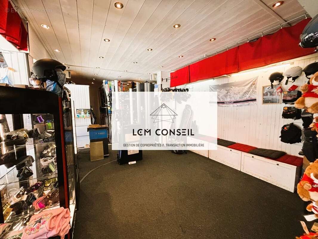 Commerce à TIGNES
