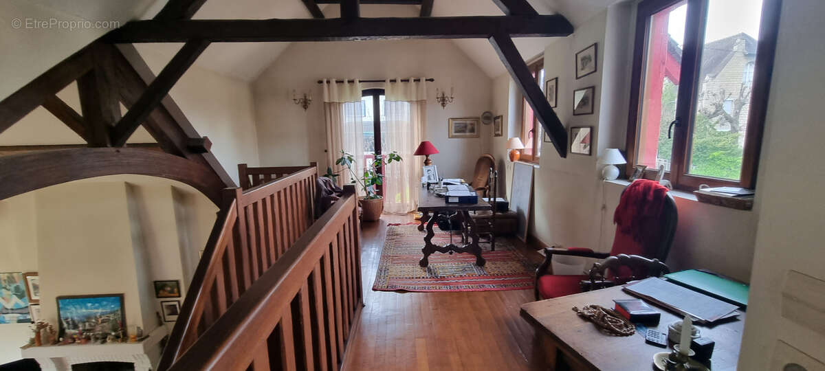 Maison à SAINT-MAUR-DES-FOSSES