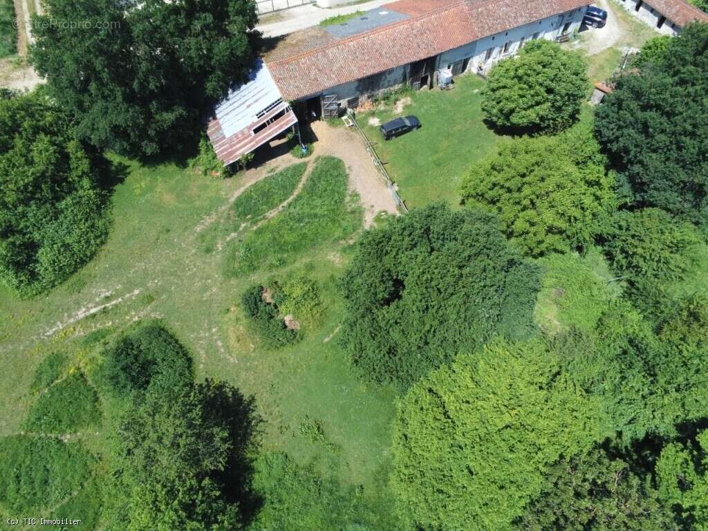 Maison à CIVRAY