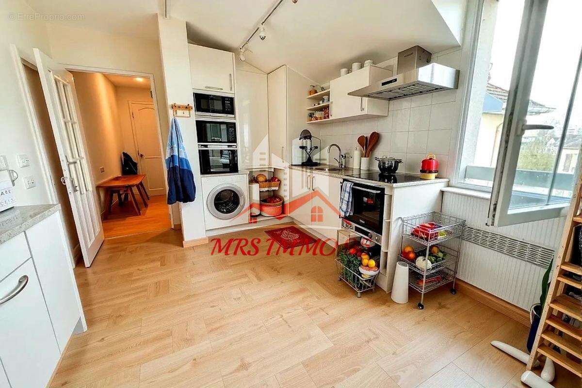 Appartement à PERSAN