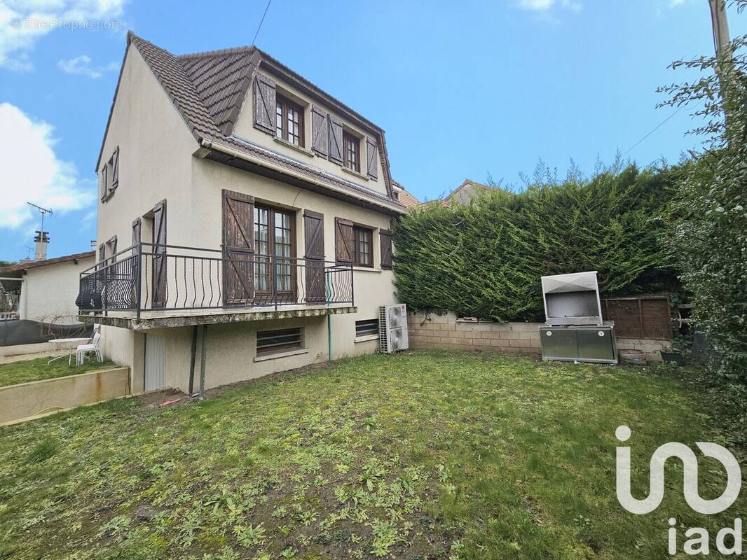 Photo 1 - Maison à LE BLANC-MESNIL