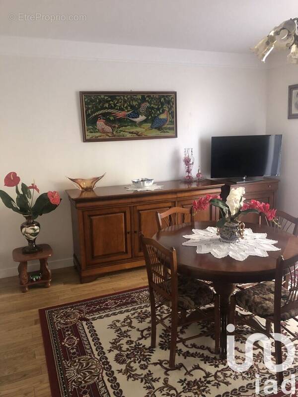 Photo 1 - Appartement à CHOISY-LE-ROI