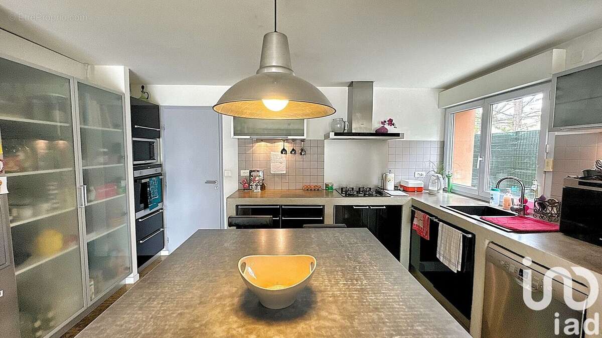 Photo 9 - Maison à ENTRAIGUES-SUR-LA-SORGUE