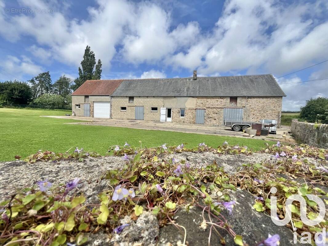 Photo 1 - Maison à LA HAYE-DU-PUITS