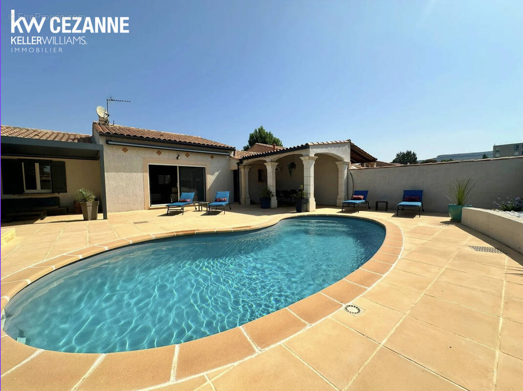 Maison à ROGNAC
