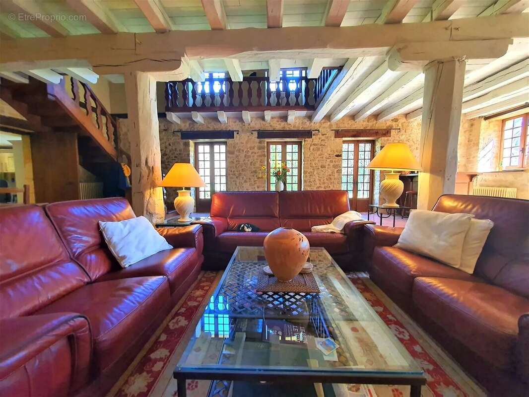Maison à BEAUMONT-DU-PERIGORD