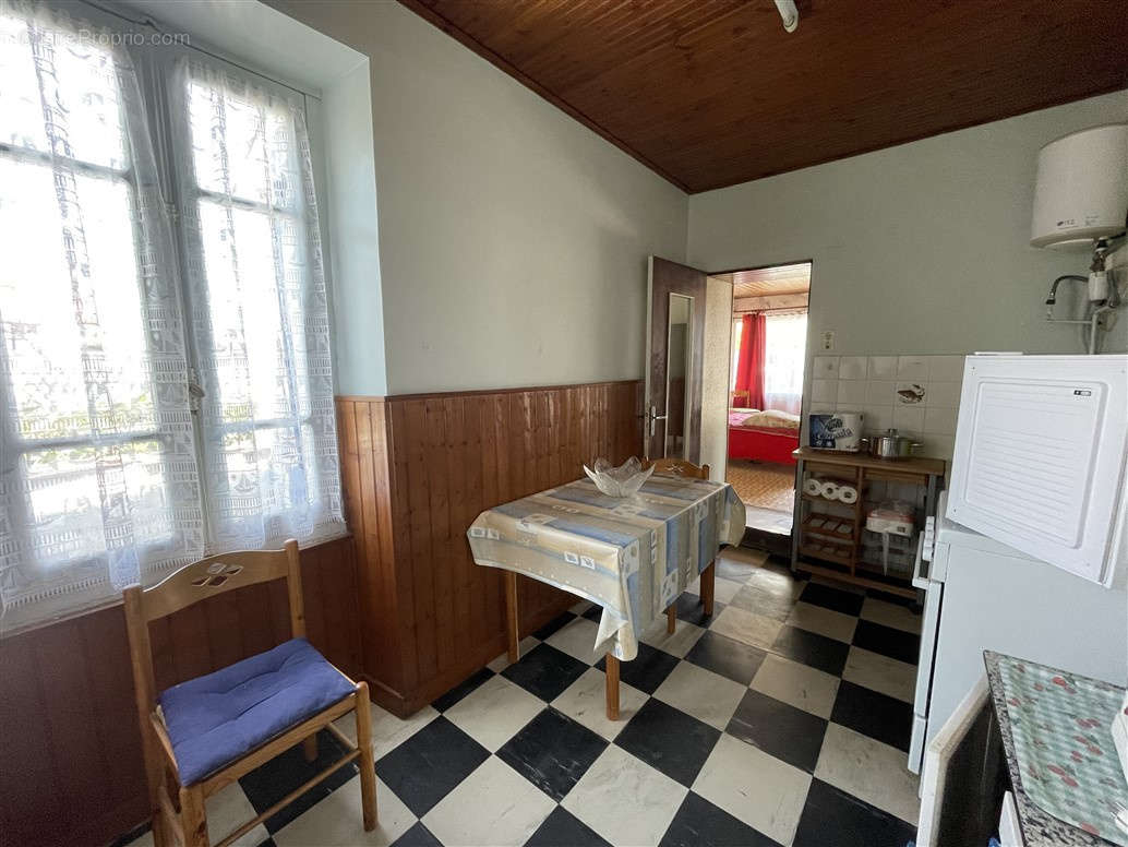 Maison à L&#039;EPINE