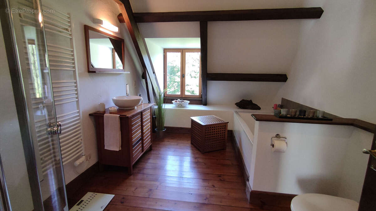 Maison à LOCMALO
