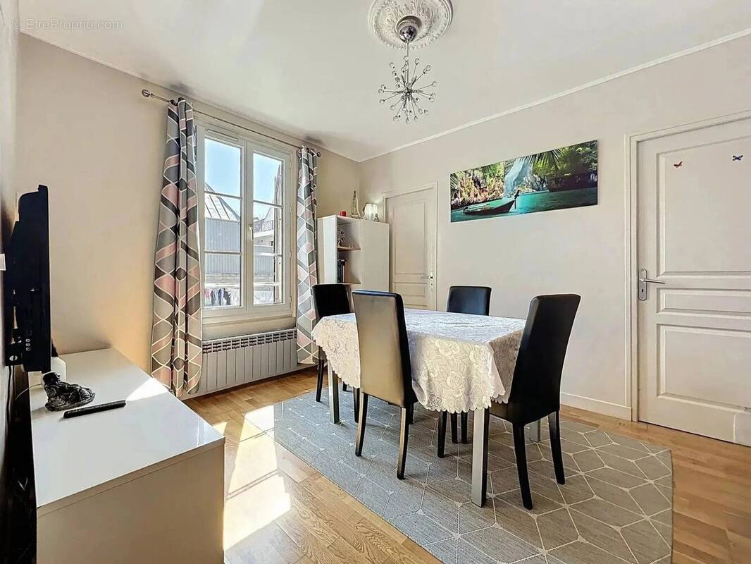 Appartement à VILLENEUVE-SAINT-GEORGES