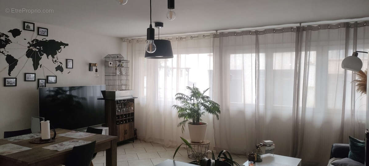 Appartement à SAINT-CHAMOND