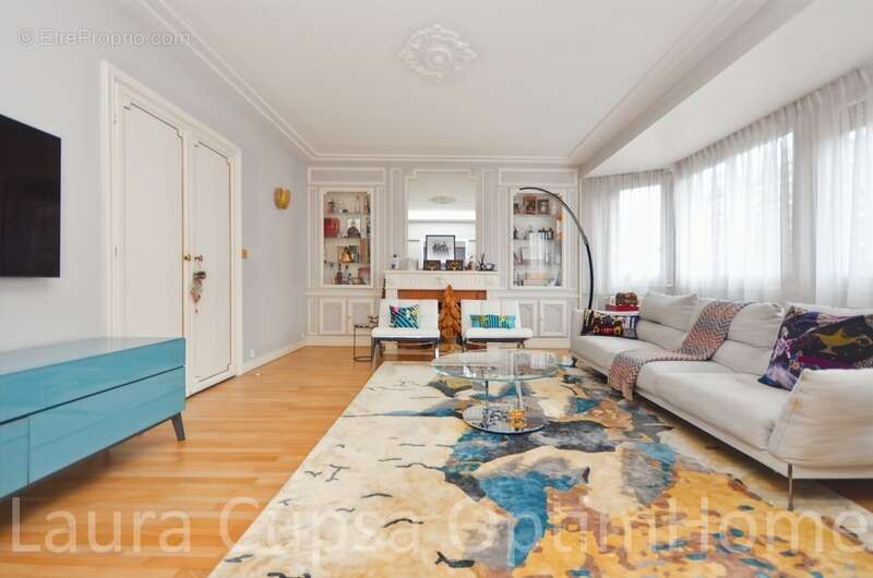 Appartement à BOURG-LA-REINE