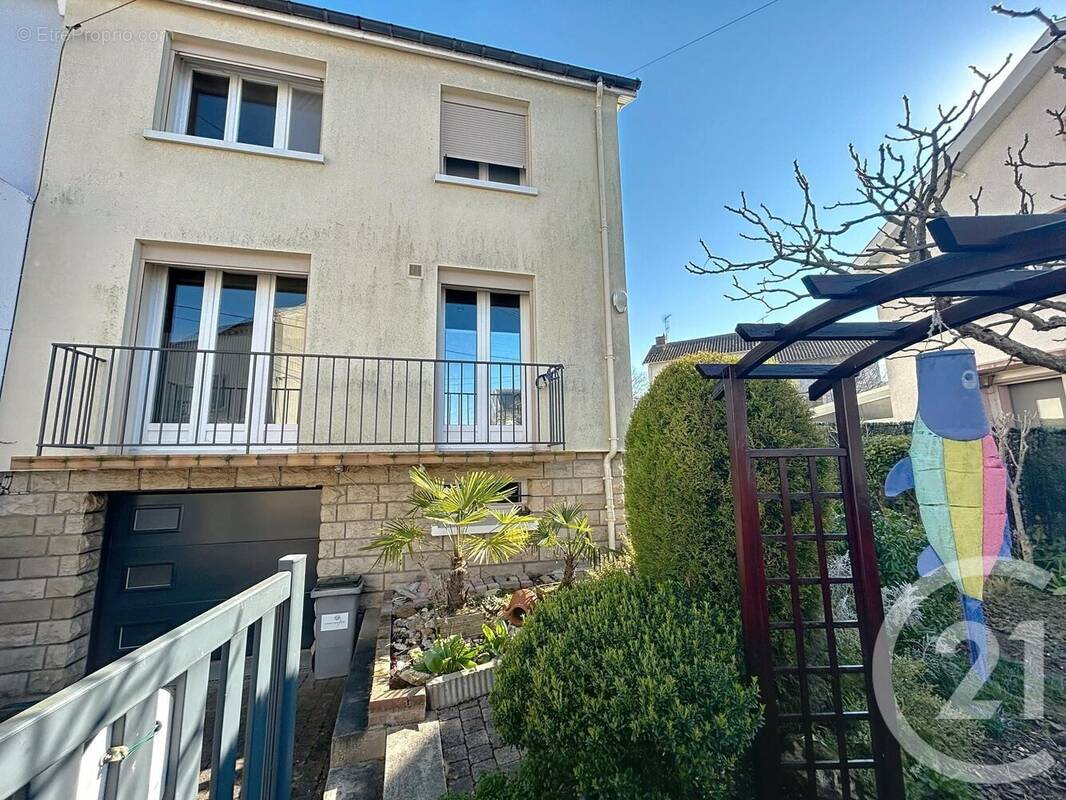 Maison à EPERNAY