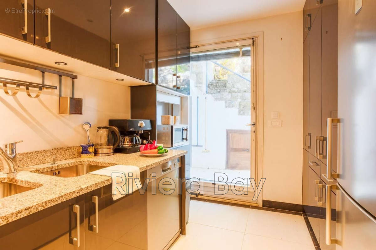 Appartement à EZE