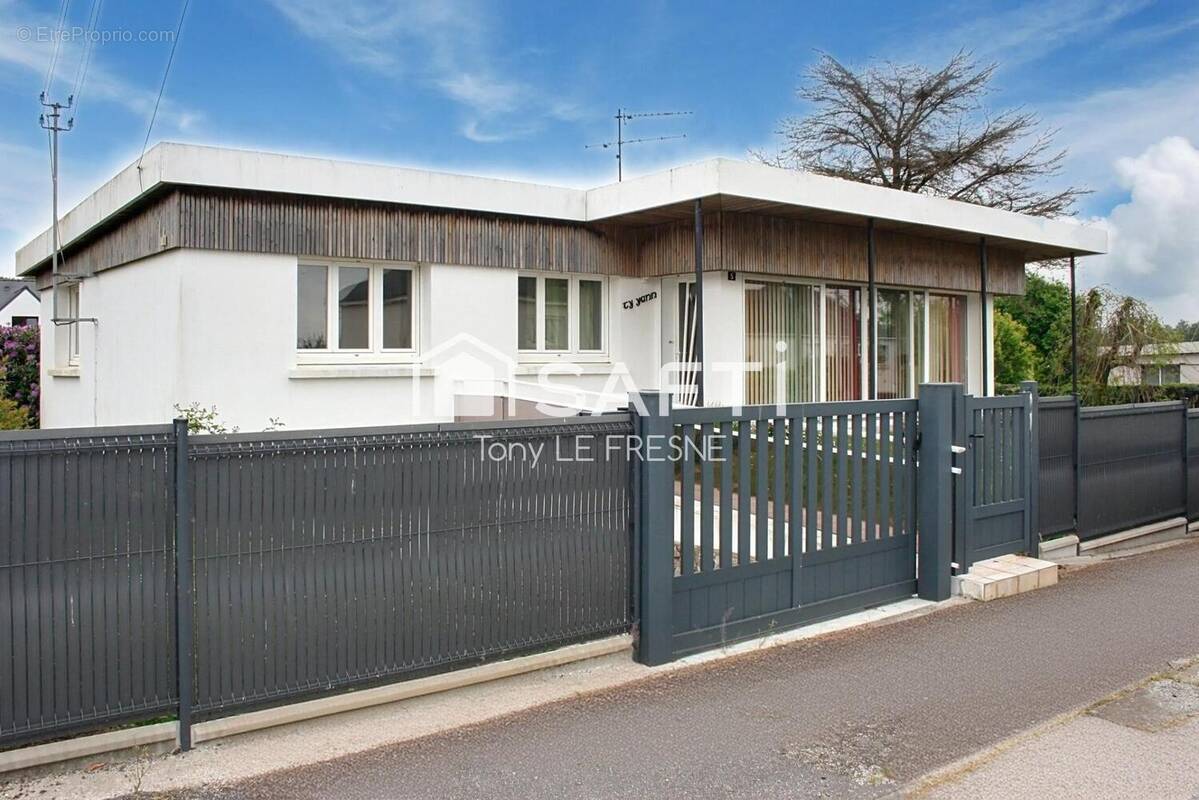 Photo 1 - Maison à PLUMELIAU