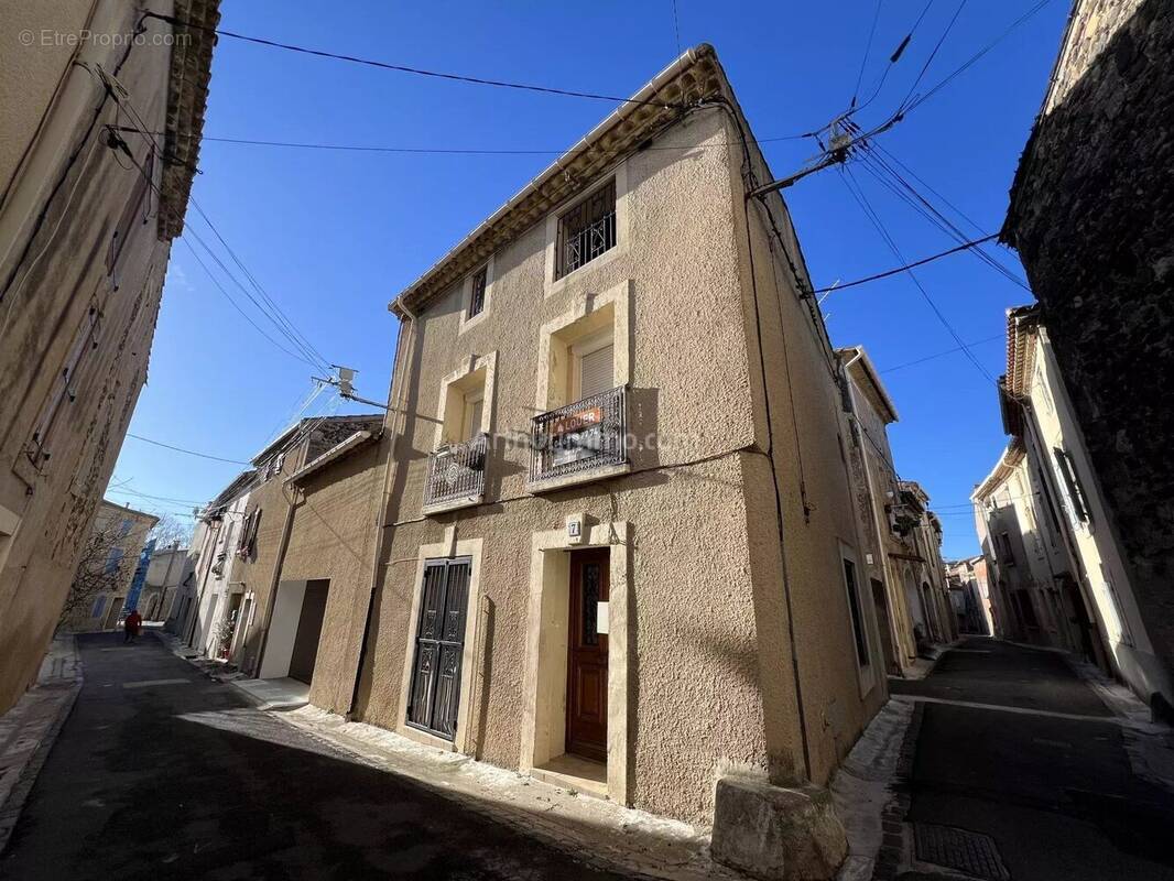 Maison à LEZIGNAN-LA-CEBE