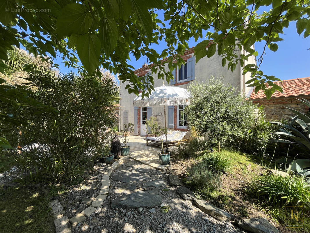 Maison à FROSSAY