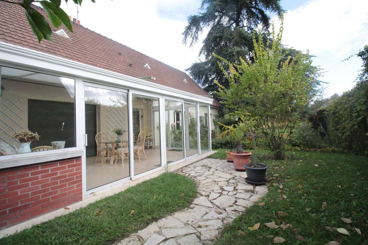 Maison à CHOISY-AU-BAC