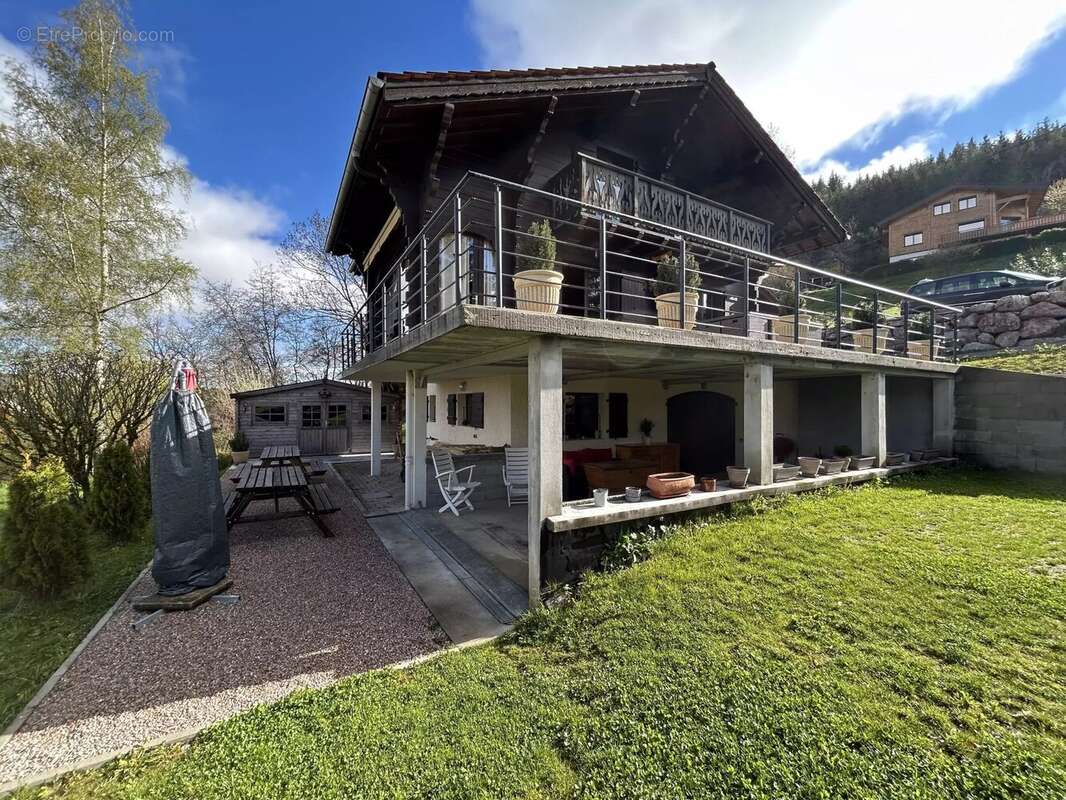 Maison à CHEVENOZ