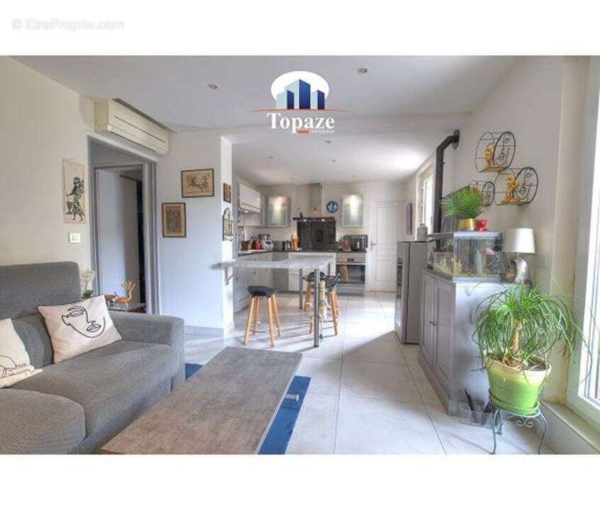Appartement à PUGET-SUR-ARGENS