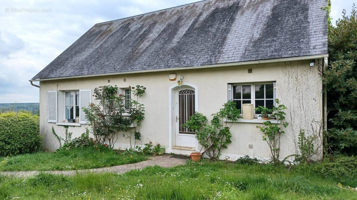 Maison à MONTRICHARD