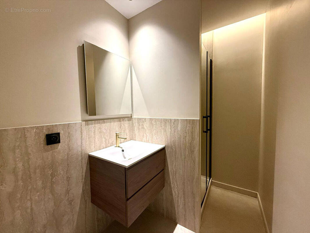 Appartement à LYON-1E