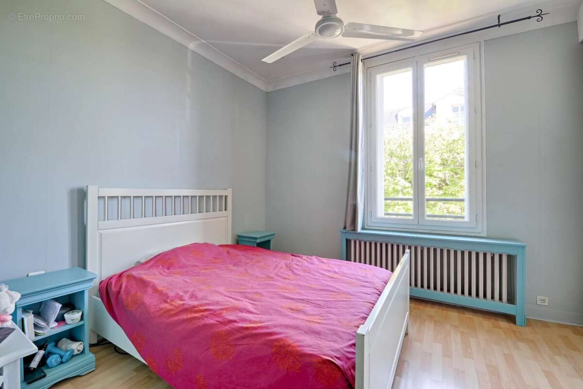 Maison à SAINT-MAUR-DES-FOSSES